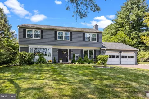 397 Stratford Ave, Collegeville, PA 19426