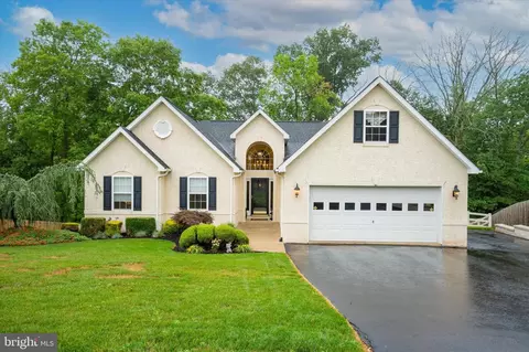 2011 Deer Ridge Dr, Pottstown, PA 19464