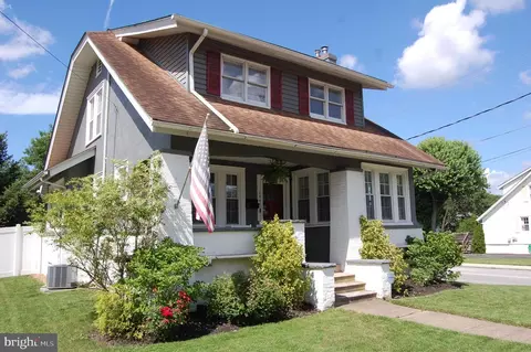 1946 W Marshall St, Norristown, PA 19403