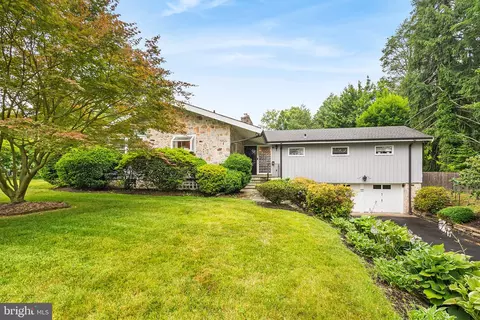 216 Kent Rd, Wyncote, PA 19095
