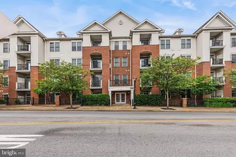 300 W Elm St #2128, Conshohocken, PA 19428