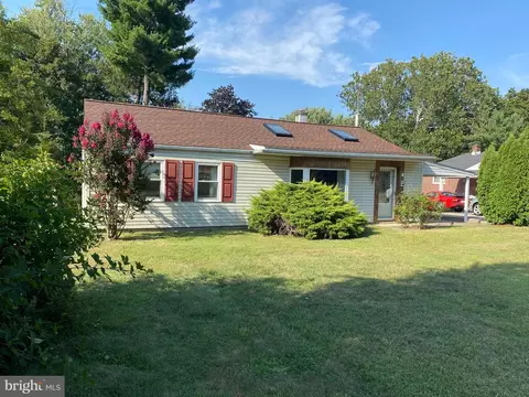 103 Valley Rd, Plymouth Meeting, PA 19462