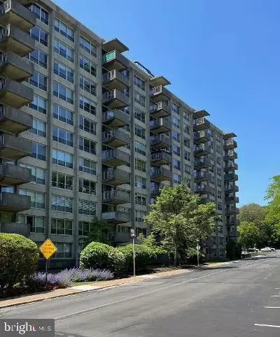 1001 City Ave #EE-118, Wynnewood, PA 19096