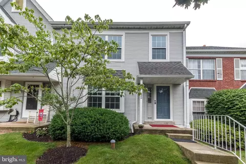 620 Greentree Ln, Norristown, PA 19403
