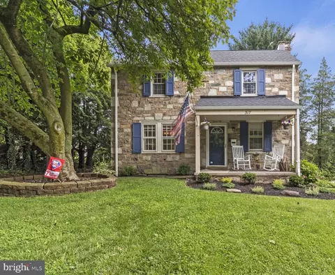317 W Waverly Rd, Glenside, PA 19038