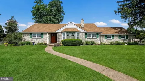 3934 James Rd, Huntingdon Valley, PA 19006