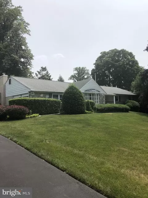 1059 Frederick Rd, Jenkintown, PA 19046