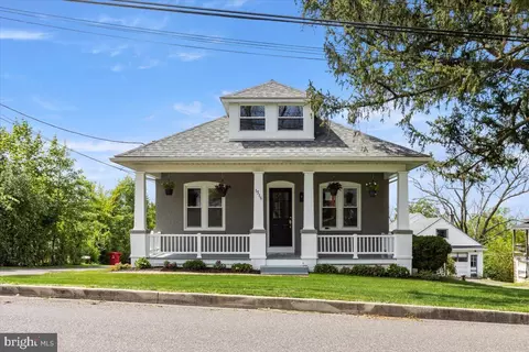 1516 Farmington Ave, Pottstown, PA 19464