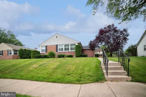 1490 Cherry Ln, Pottstown, PA 19464