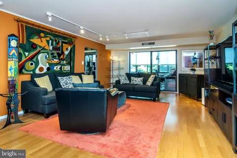930 Montgomery Ave #G-8, Bryn Mawr, PA 19010