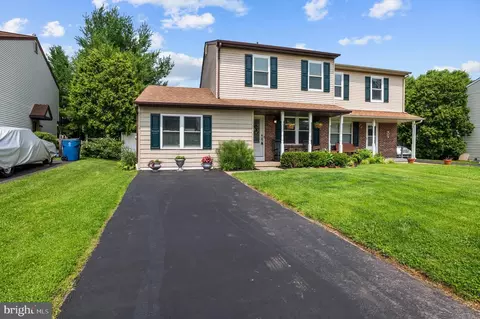 13 Curry Ln, Horsham, PA 19044