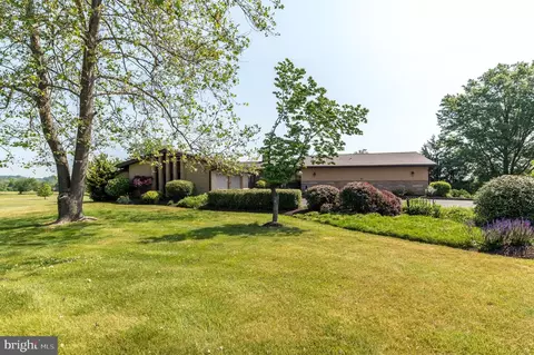 1604 Old Skippack Rd, Harleysville, PA 19438