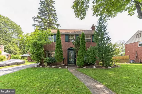 135 Barrie Rd, Ardmore, PA 19003