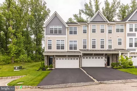 2066 Julia Dr, Conshohocken, PA 19428