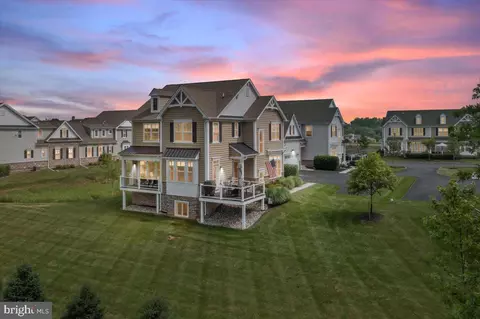 1103 Summit Dr, Royersford, PA 19468