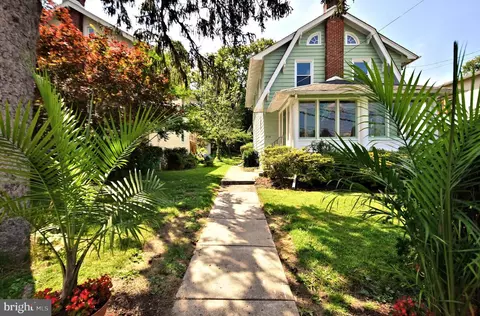 310 Greenwood Ave, Jenkintown, PA 19046