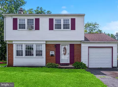 625 S Richardson Ave, Lansdale, PA 19446