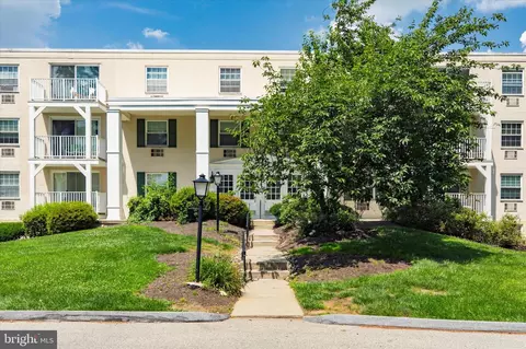 250 Ridge Pike #CONDO 353, Lafayette Hill, PA 19444