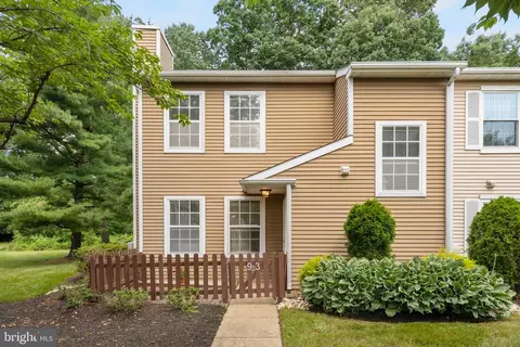 93 Whetstone Rd, Horsham, PA 19044