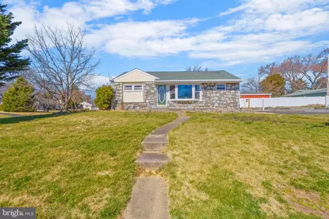 1506 Sycamore Ave, Willow Grove, PA 19090