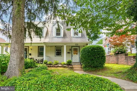 222 Henley Rd, Wynnewood, PA 19096