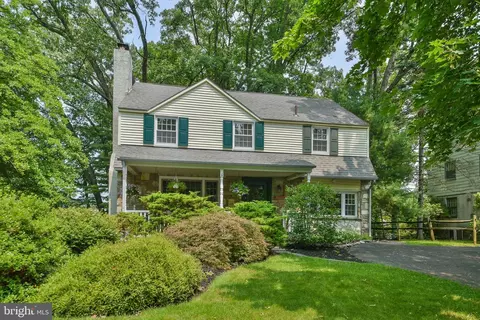 1830 Acorn Ln, Abington, PA 19001