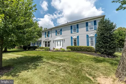 728 Signal Hill Rd, Dresher, PA 19025
