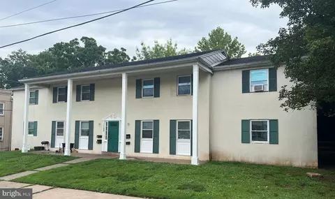 329 Buttonwood St, Norristown, PA 19401