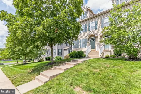 257 Covenant Ln, Harleysville, PA 19438