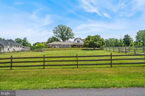 1220 Kriebel Ml, Collegeville, PA 19426
