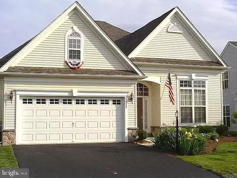 3882 Arbours Ave, Collegeville, PA 19426
