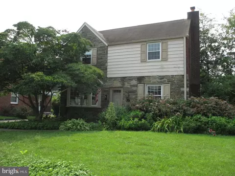 1426 Wynnewood Rd, Ardmore, PA 19003