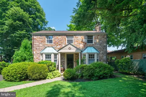 718 Rydal Rd, Jenkintown, PA 19046