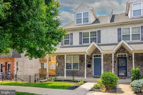 224 Maple St, Conshohocken, PA 19428