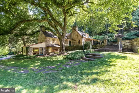876 Brower Rd, Wayne, PA 19087 photo 5