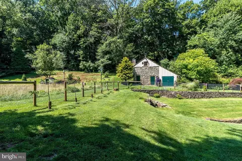876 Brower Rd, Wayne, PA 19087 photo 12