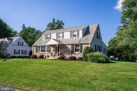 78 Tee Rd, Oreland, PA 19075