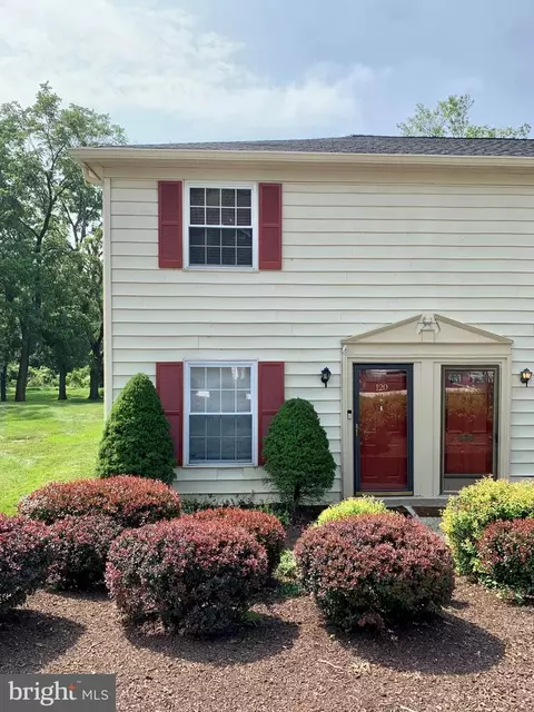120 Ardwick Ter #3A, Lansdale, PA 19446