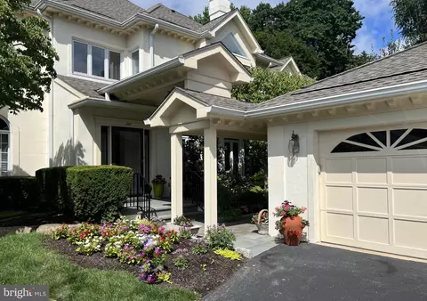 828 Oxford Crst, Villanova, PA 19085