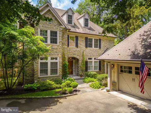 8208 Ardmore Ave, Wyndmoor, PA 19038