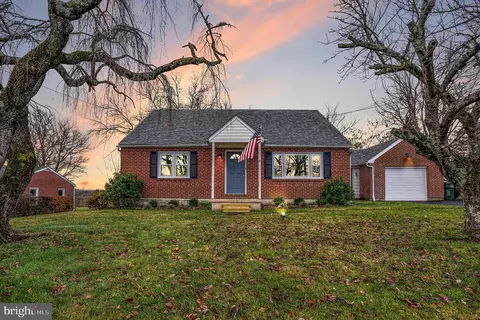 342 Hoffmansville Rd, Bechtelsville, PA 19505