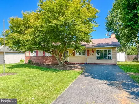 3133 Sycamore Ln, Norristown, PA 19401