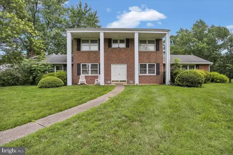 1148 Crestwood Dr, Pottstown, PA 19464