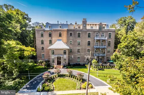 414 Old Lancaster Rd #103, Haverford, PA 19041