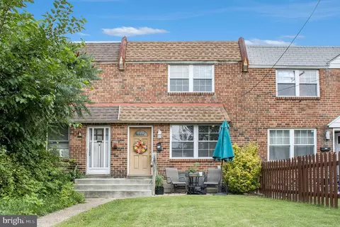 271 S Main St, Ambler, PA 19002