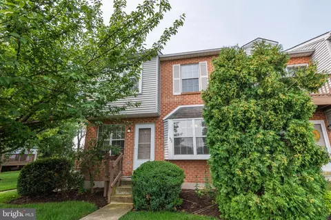 422 Wendover Dr #127-A, Norristown, PA 19403