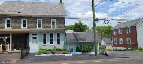 3120 3122 Main St, Green Lane, PA 18054