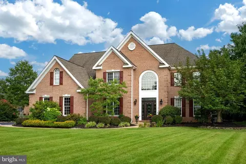 832 Palomino Dr, Collegeville, PA 19426