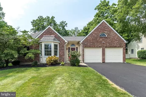 352 Windsor Way, North Wales, PA 19454