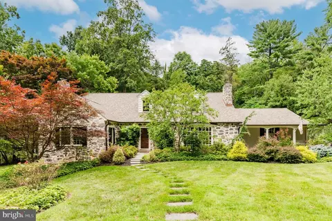 702 Custis Rd, Glenside, PA 19038